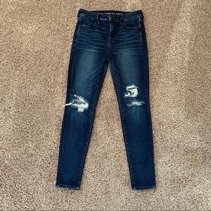 AE Hi-Rise Distressed Jegging